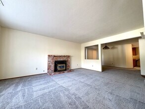 109 Johnston Ct in Folsom, CA - Building Photo - Building Photo