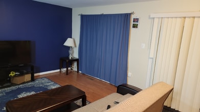 272 Rebecca Ann Ct in Millersville, MD - Foto de edificio - Building Photo