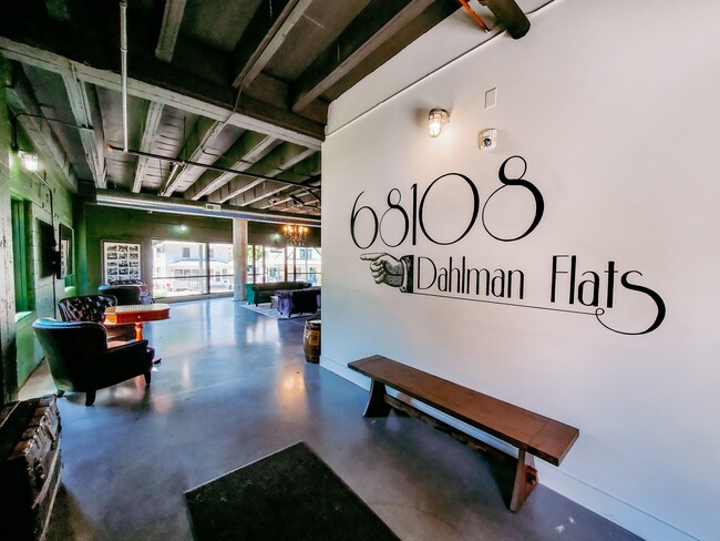Dahlman Flats