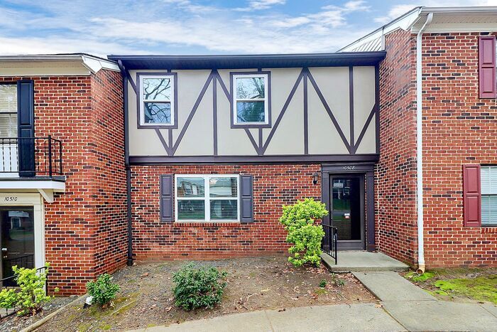 10508 Osprey Dr in Charlotte, NC - Building Photo