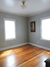 876 Maxwell St in Waterloo, IA - Foto de edificio - Building Photo