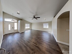 1848 Snowfire Ave in North Las Vegas, NV - Building Photo - Building Photo