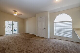 7915 Barclay Rd in New Port Richey, FL - Building Photo - Building Photo