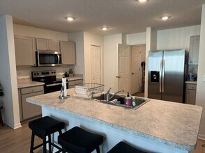 5 Upland Pl in Palm Coast, FL - Building Photo - Building Photo