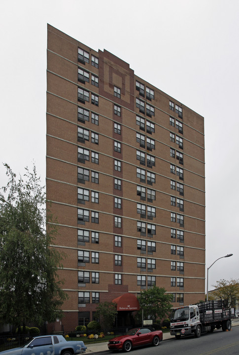 Harborview in Jersey City, NJ - Building Photo