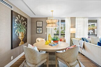 3250 S Ocean Blvd in Palm Beach, FL - Building Photo - Building Photo