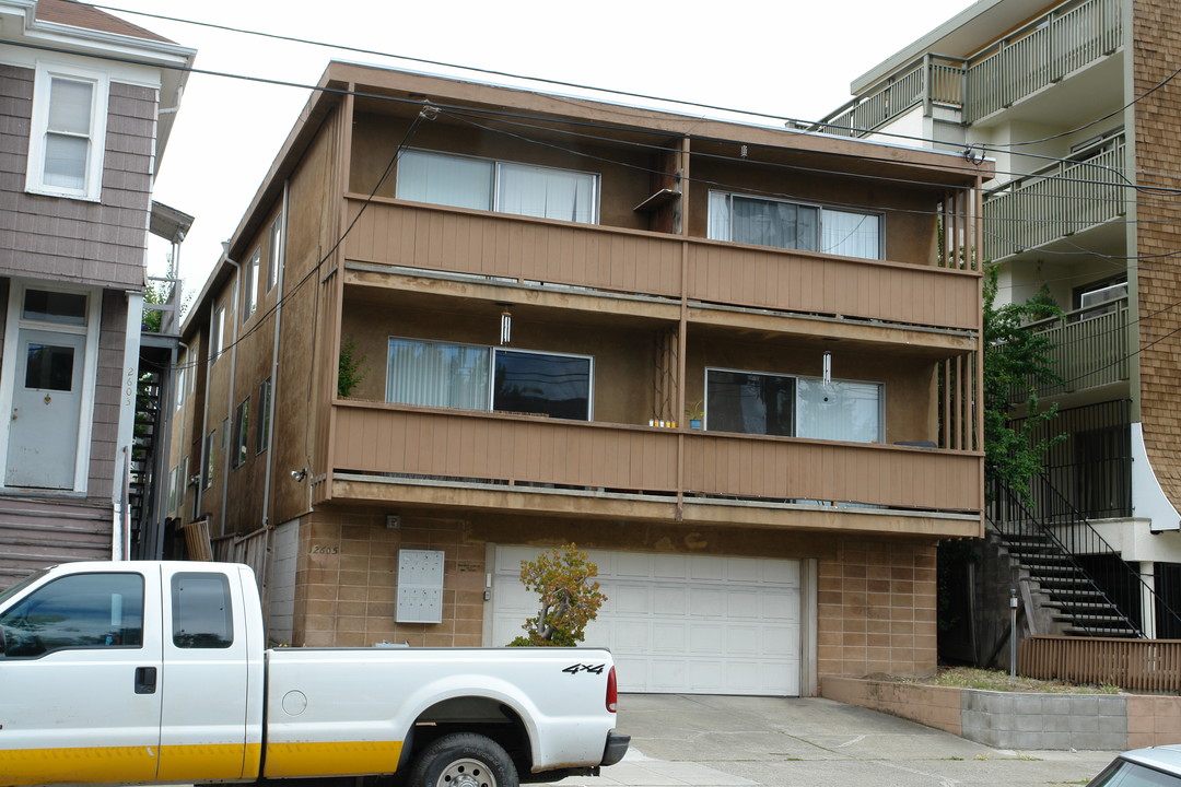 2605 Ellsworth St in Berkeley, CA - Building Photo