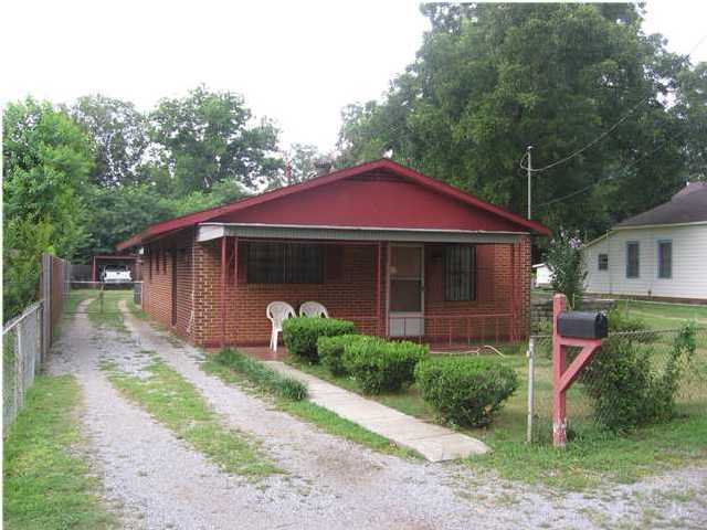 property at 12 Pine St