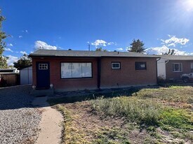 1261 Walnut Ave in Grand Junction, CO - Building Photo