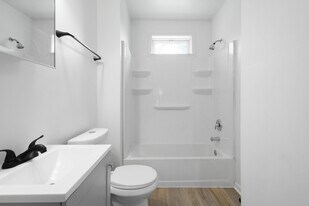 7542 Ormond St in Swissvale, PA - Building Photo