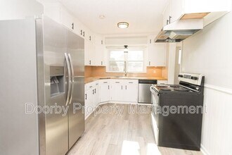 103 Bentley Dr in Rossville, GA - Building Photo - Building Photo