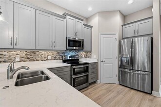 3167 Moorings Dr S in St. Petersburg, FL - Building Photo - Building Photo