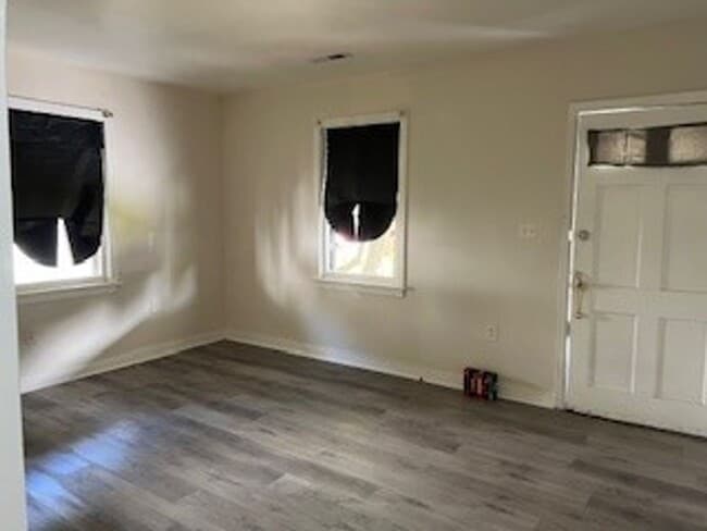 26 Spring St in Petersburg, VA - Building Photo - Building Photo