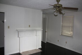 853 E 11th Ave in Bowling Green, KY - Building Photo - Building Photo