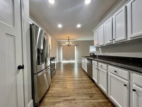 80 Lake View Dr E in Pinehurst, NC - Building Photo - Building Photo