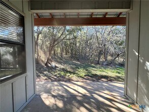 300 Hugo Rd in San Marcos, TX - Building Photo - Building Photo