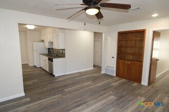 1103 Craig St in Copperas Cove, TX - Building Photo - Building Photo