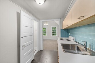 85 Linden Ave in Malden, MA - Building Photo - Building Photo