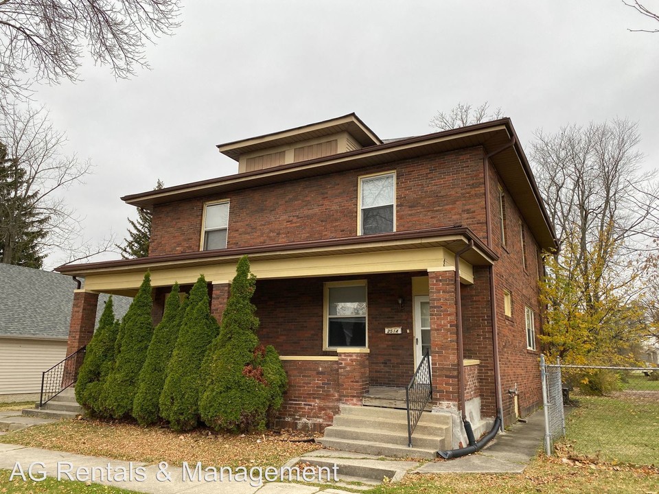 2514 S Hanna St in Fort Wayne, IN - Building Photo