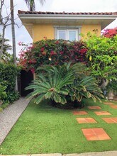 5143 Shore Dr, Unit Guest Villa in Carlsbad, CA - Foto de edificio - Building Photo