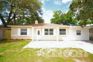 1707 W Hanlon St in Tampa, FL - Building Photo