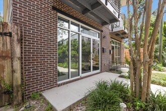 449 St Francis St in Tallahassee, FL - Building Photo - Building Photo