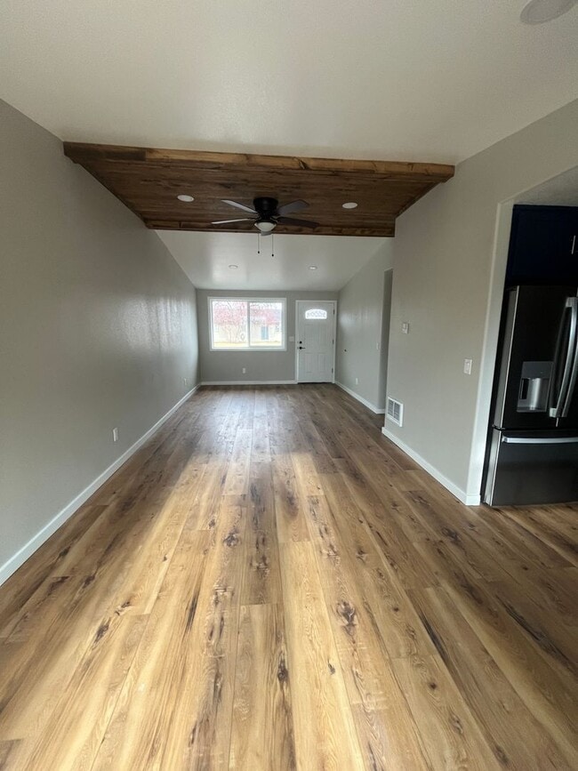 3150 SW Pumice Pl in Redmond, OR - Building Photo - Building Photo