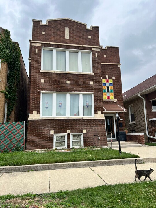 8005 S Ada St in Chicago, IL - Building Photo