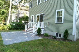 299 Cabot St in Newton, MA - Building Photo - Building Photo