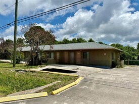 2380 N Tropical Trail in Merritt Island, FL - Building Photo