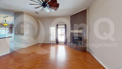 437 Dove Ln in Fort Worth, TX - Building Photo - Building Photo