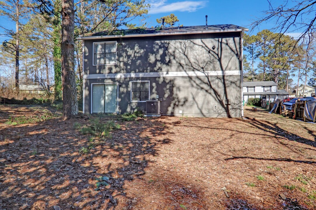 5443 Forest E Ln in Stone Mountain, GA - Building Photo