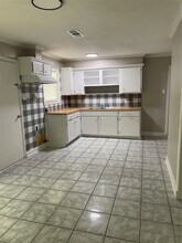 1309 Orrel Dr in Pasadena, TX - Building Photo - Building Photo