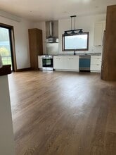 334 Meadows Dr, Unit A-E in Alpine, WY - Building Photo - Building Photo