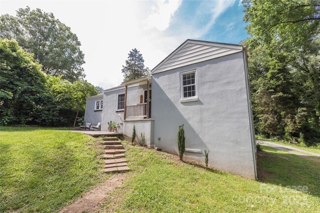 property at 516 W King St
