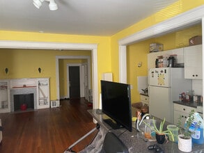 43 Orkney Rd, Unit 1 in Boston, MA - Foto de edificio - Building Photo