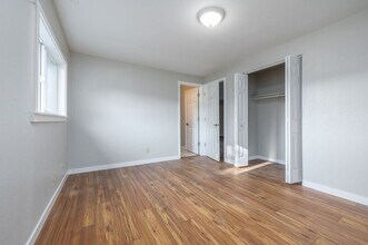 722 S Morain St in Kennewick, WA - Building Photo - Building Photo