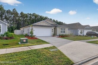 66108 Edgewater Dr in Yulee, FL - Building Photo - Building Photo