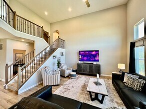 1825 Archerfield Pl in Miamisburg, OH - Building Photo - Building Photo