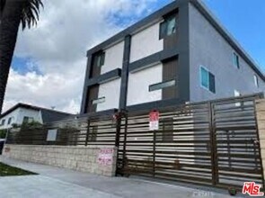 14759 Friar St in Los Angeles, CA - Building Photo - Building Photo