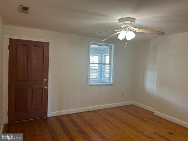 property at 3419 Chestnut Ave