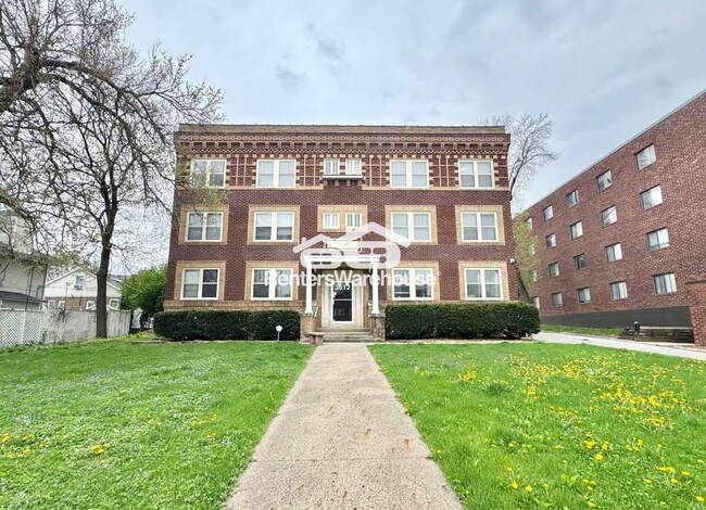 property at 3612 Ingersoll Ave