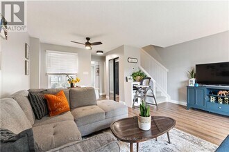 48 Enfield Crescent in Brantford, ON - Building Photo - Building Photo
