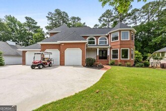 114 Greensway in Peachtree City, GA - Building Photo - Building Photo
