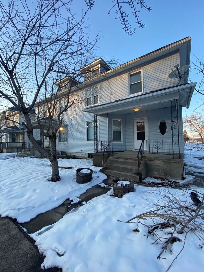 4121-4123 7th Ave in Rock Island, IL - Building Photo - Building Photo