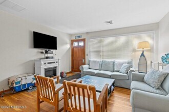 100 3rd Ave in Lavallette, NJ - Building Photo - Building Photo