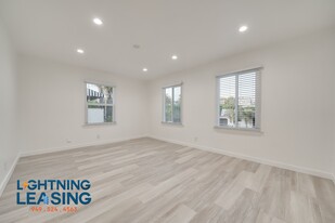1363 Hauser Blvd in Los Angeles, CA - Building Photo