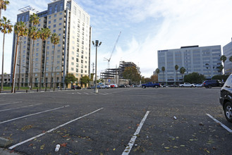 Silvery Towers Phase II in San Jose, CA - Building Photo - Building Photo