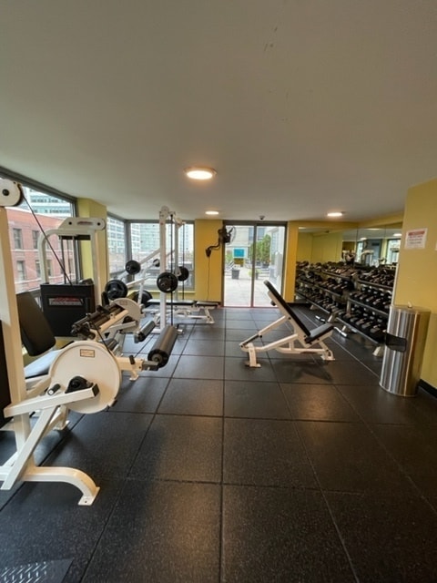 440 N Wabash Ave, Unit 3703 in Chicago, IL - Building Photo - Building Photo