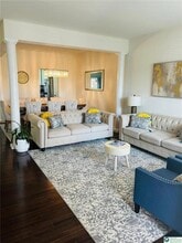1075 Swallow Tail Ln in Breinigsville, PA - Building Photo - Building Photo